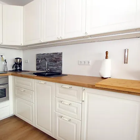 Gmelinstrasse 5e, Whg A17 Doris, By De Wyk